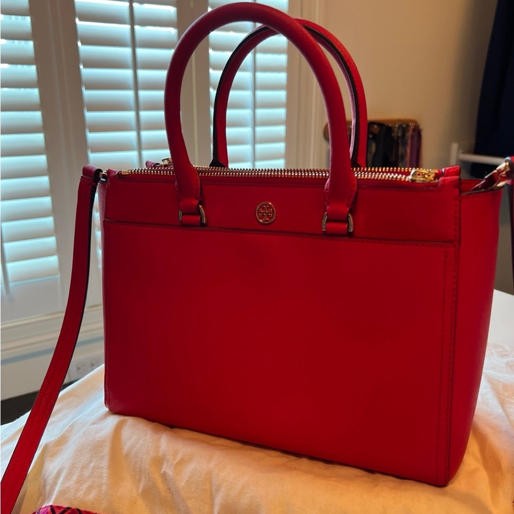 Tory Burch Robinson Small Double Zip Tote